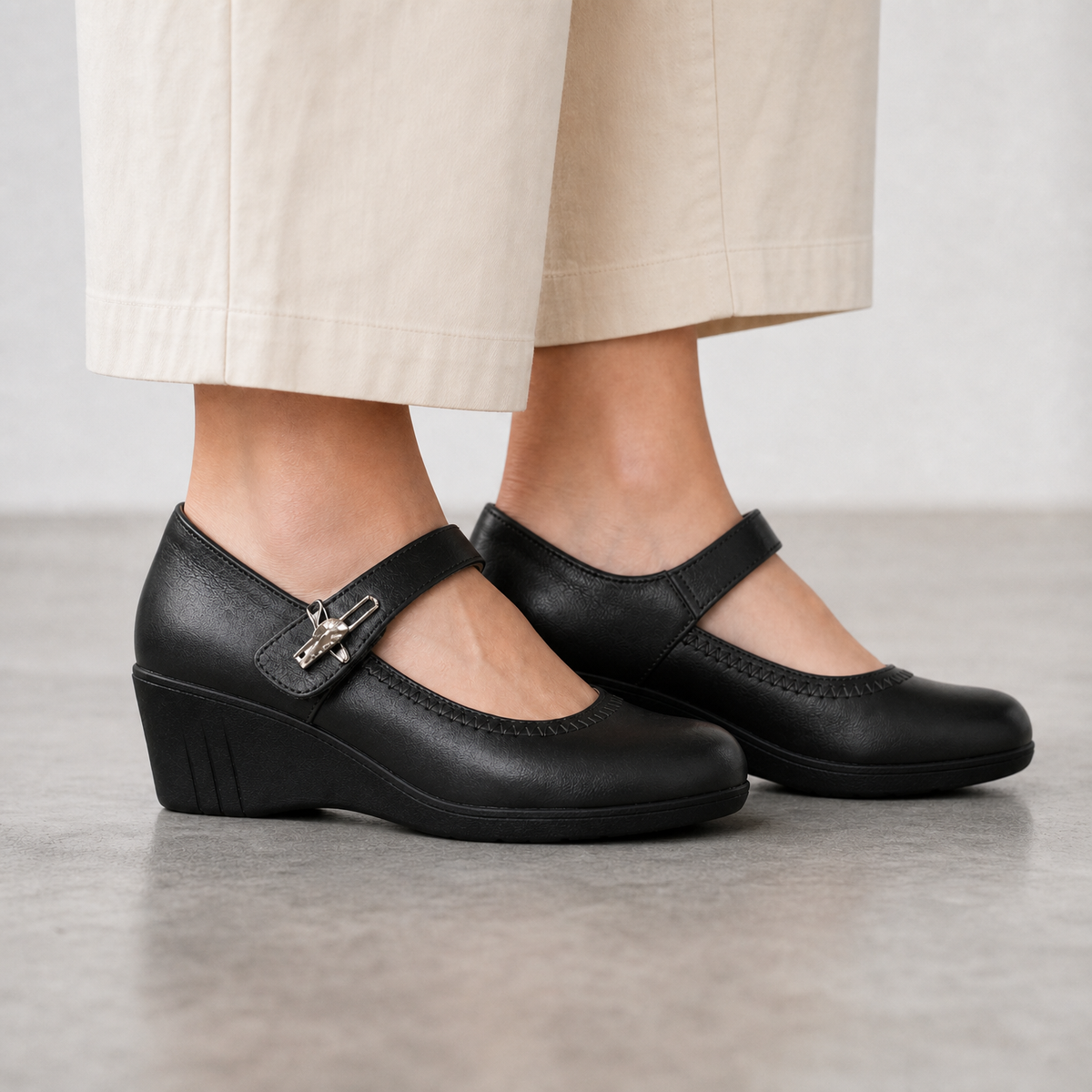 Mercera | Sandals | Shila